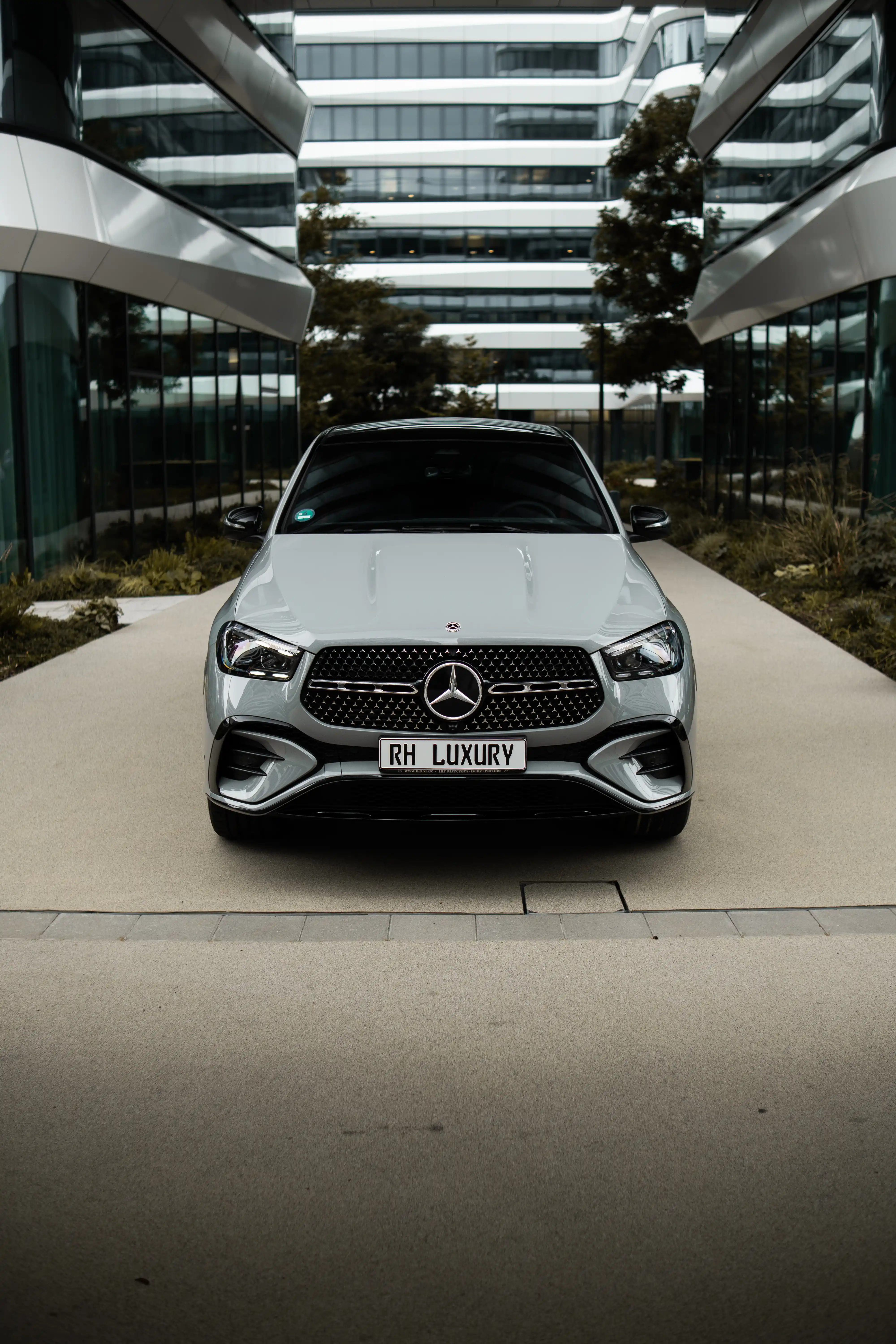 Mercedes GLE 450d von Rh Luxury Rent